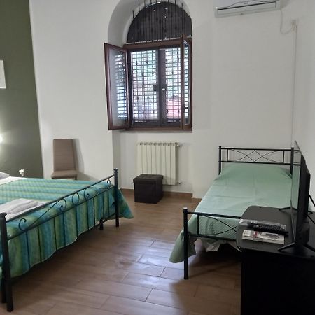 A Casa Di Lori Apartment Palermo Exterior foto