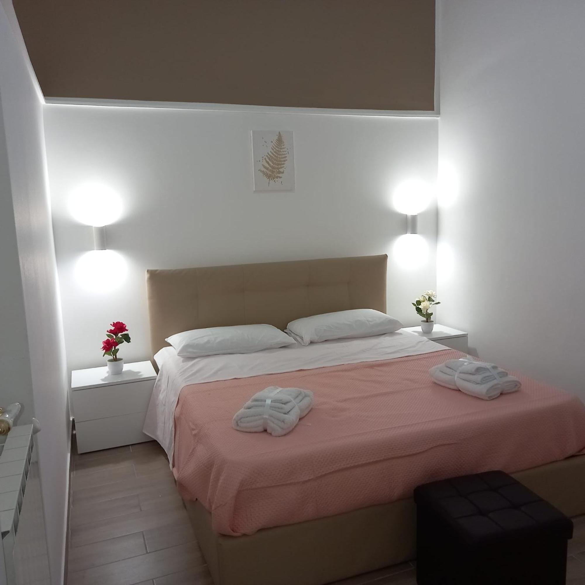 A Casa Di Lori Apartment Palermo Exterior foto